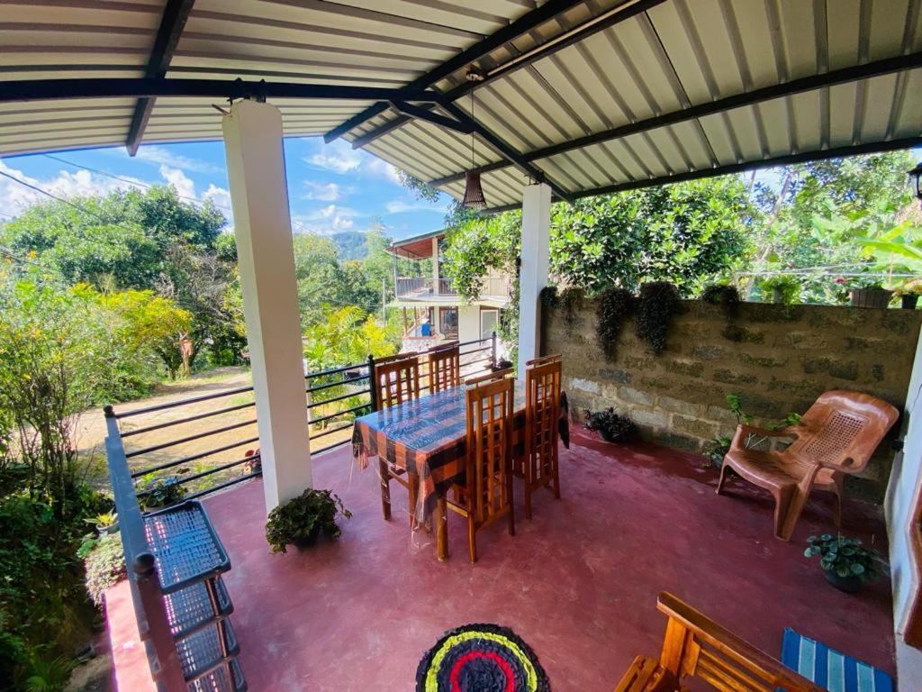 Mellow Homestay Ella Buitenkant foto