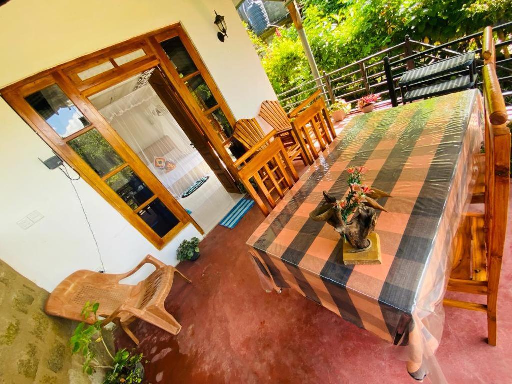 Mellow Homestay Ella Buitenkant foto