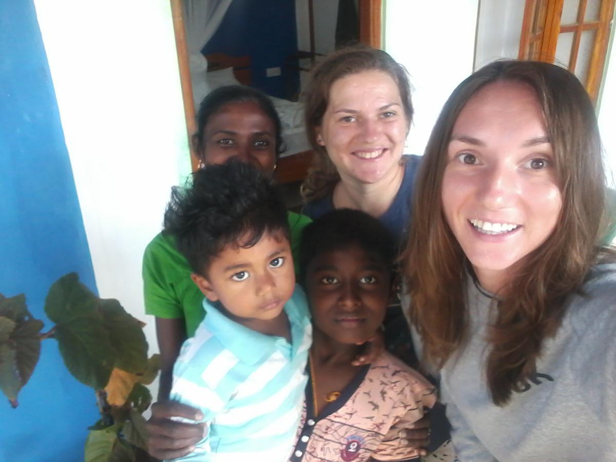 Mellow Homestay Ella Buitenkant foto